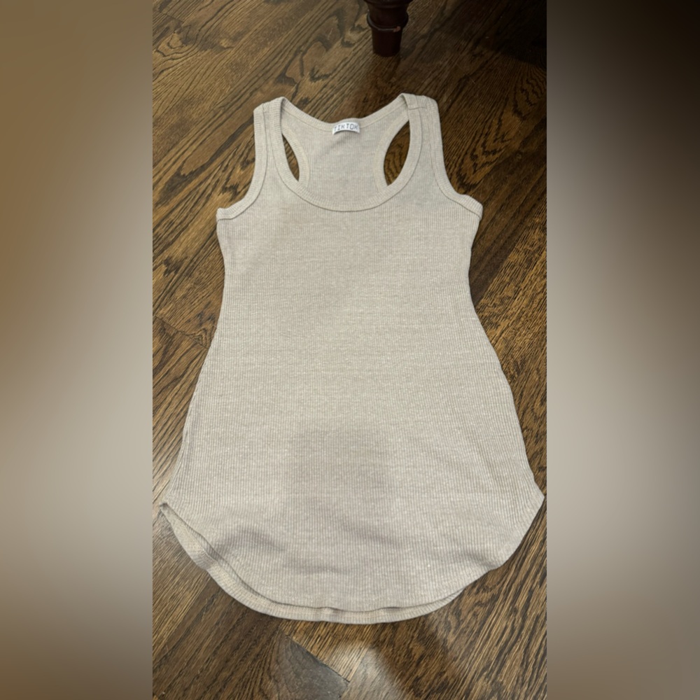 Tan tank top size large